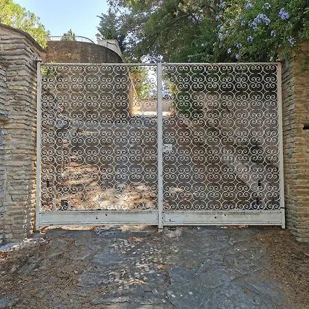 Lili Apartmán
